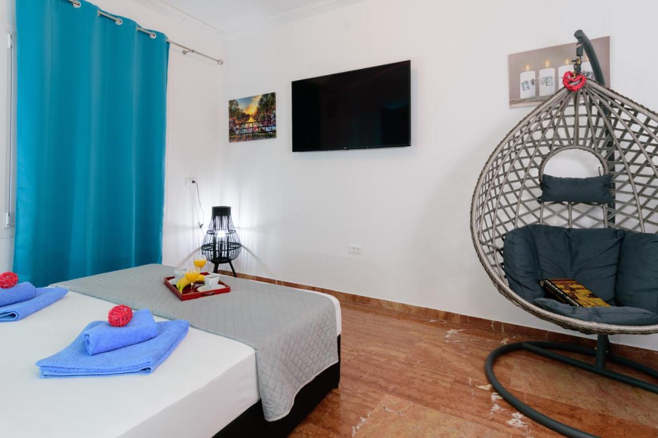 Luxury Lake View Center House Agios Nikolaos Esterno foto